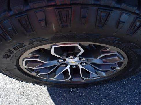 Used 2021 Chevrolet Colorado ZR2 image 15