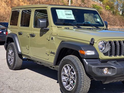 New 2026 Jeep Wrangler Sport S image 39