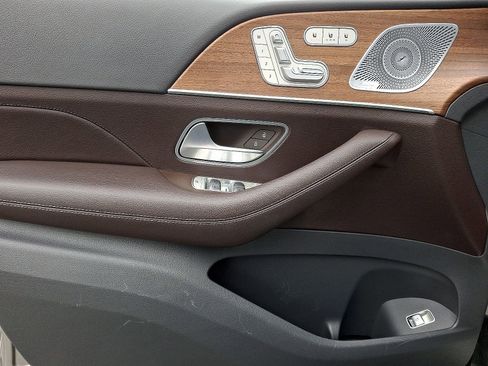 Used 2020 Mercedes-Benz GLE 350 4MATIC image 12