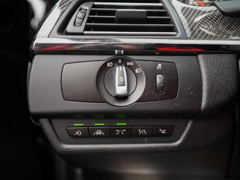 Used 2018 BMW M6 Convertible w/ Executive Package image 35