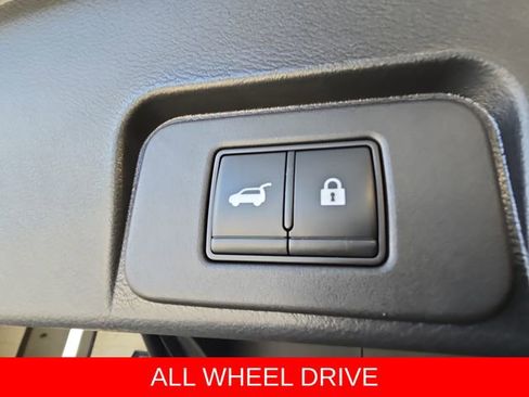 Used 2022 Nissan Rogue SL w/ SL Premium Package image 14