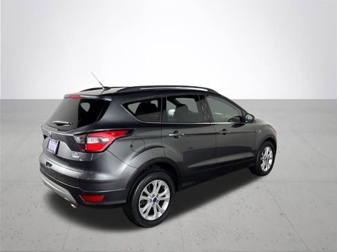 Used 2017 Ford Escape SE w/ SE Leather Comfort Package AWD/4WD image 6