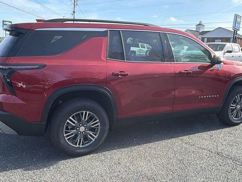 New 2026 Chevrolet Traverse LT image 5