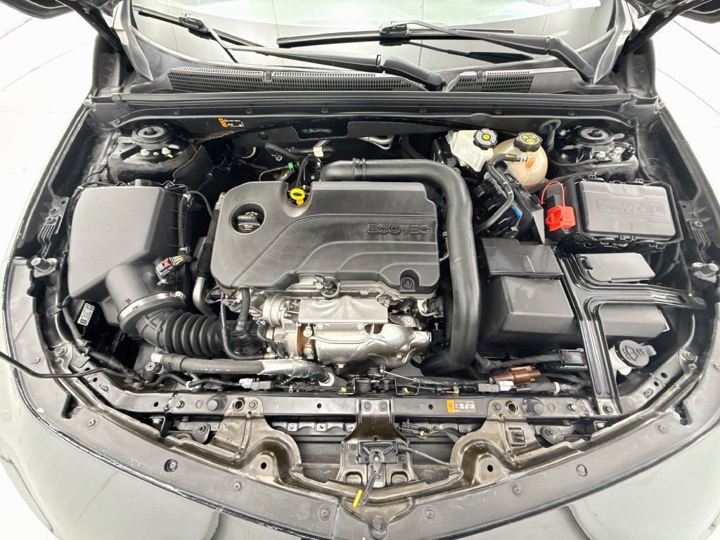 Used 2023 Chevrolet Malibu LS FWD image 27