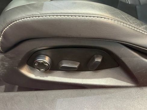 Used 2021 Chevrolet Corvette Stingray Preferred Cpe w/ Battery Protection Package RWD image 19