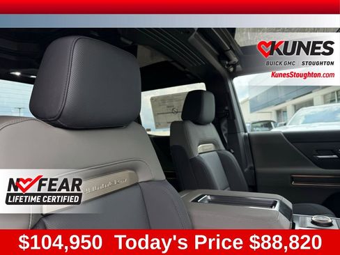 New 2025 GMC Hummer EV 2X w/ LPO, Dark Essentials Package image 48