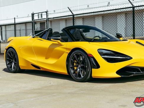 Used 2020 McLaren 720S Performance RWD image 76