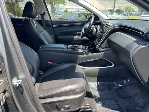 Certified 2023 Hyundai Tucson Limited AWD/4WD image 17