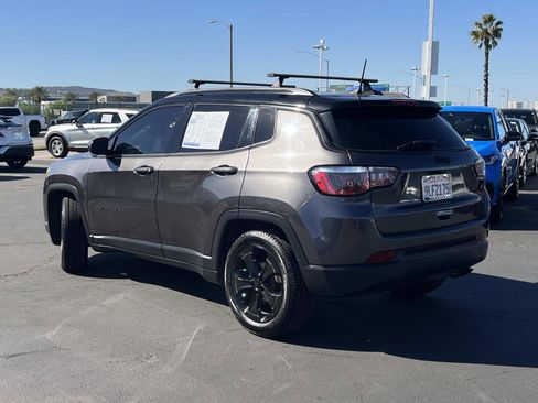 Used 2019 Jeep Compass Altitude image 3