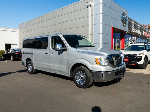 Used 2020 Nissan NV 3500 SV image 24