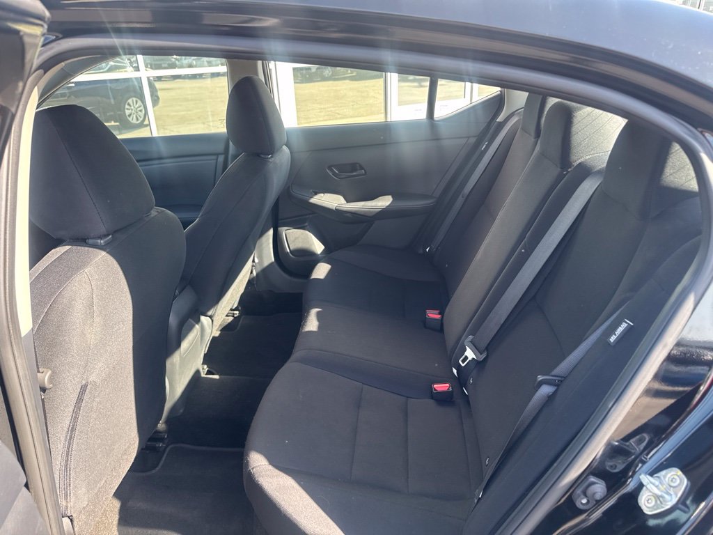 Used 2025 Nissan Sentra S FWD image 11