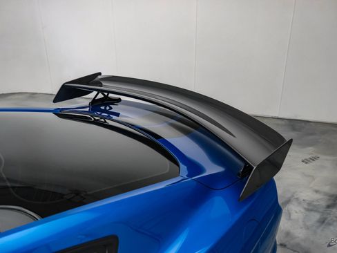 Used 2021 Ford Mustang Shelby GT500 w/ Carbon Fiber Track Pack RWD image 42