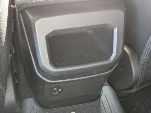 Used 2025 Ford Ranger Lariat w/ FX4 Off-Road Package image 30