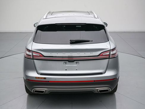 Used 2022 Lincoln Nautilus Reserve AWD/4WD image 6