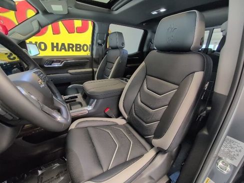 New 2026 Chevrolet Silverado 1500 RST w/ Safety Package AWD/4WD image 9