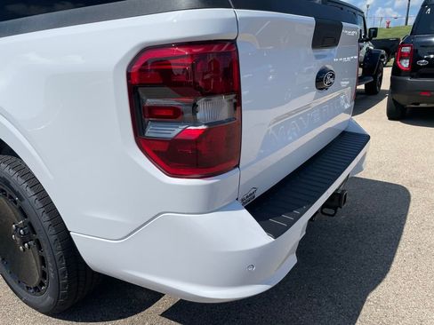 New 2025 Ford Maverick Lobo AWD/4WD image 38
