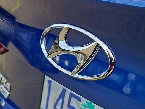 Used 2018 Hyundai Elantra SE image 25