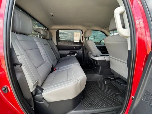 Used 2024 Toyota Tundra Limited AWD/4WD image 20