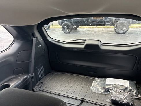 Used 2020 Nissan Pathfinder SV w/ Cargo Package FWD image 9