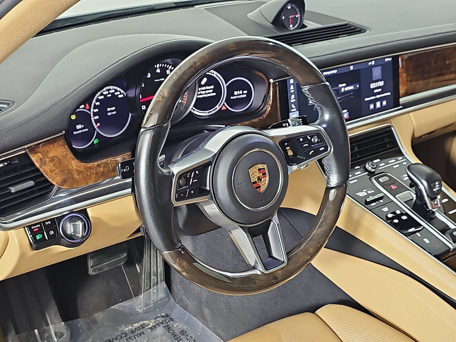 Used 2018 Porsche Panamera w/ Premium Package Plus RWD image 16
