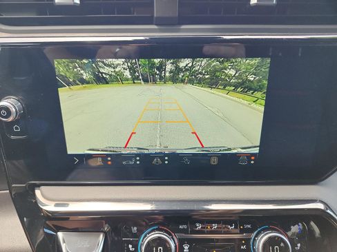 Certified 2024 GMC Sierra 1500 AT4 w/ Technology Package AWD/4WD image 20