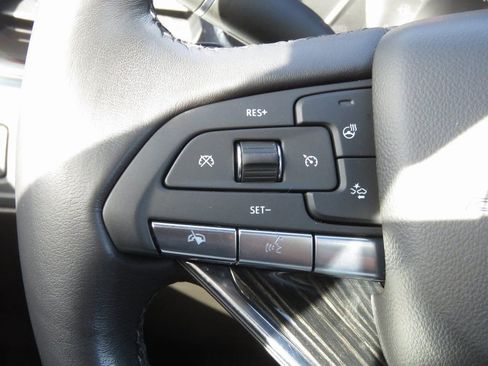 Used 2022 Cadillac XT6 Premium Luxury image 23