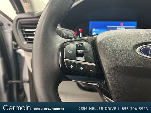 Used 2023 Ford Escape SE image 22
