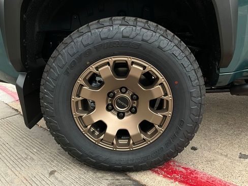 New 2026 Toyota 4Runner Trailhunter image 8