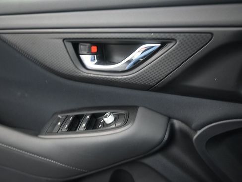 Used 2020 Subaru Outback Premium image 13