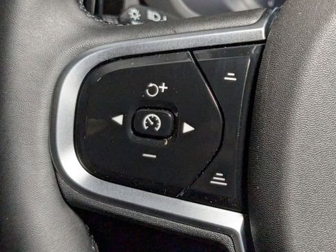 New 2026 Volvo XC60 B5 Plus w/ Protection Package Premier image 18