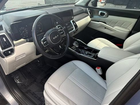 Used 2023 Kia Sorento SX FWD image 18