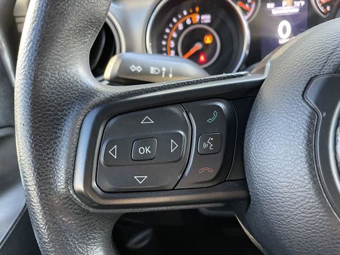 Certified 2021 Jeep Gladiator Sport image 16
