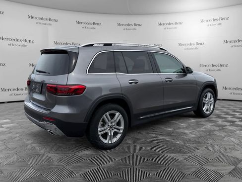Used 2021 Mercedes-Benz GLB 250 4MATIC image 5