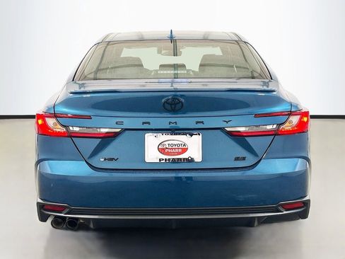 New 2026 Toyota Camry SE image 5