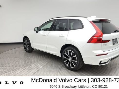 Certified 2025 Volvo XC60 B5 Plus AWD/4WD image 4