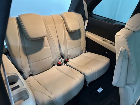 Used 2026 Mercedes-Benz GLS 450 4MATIC image 27