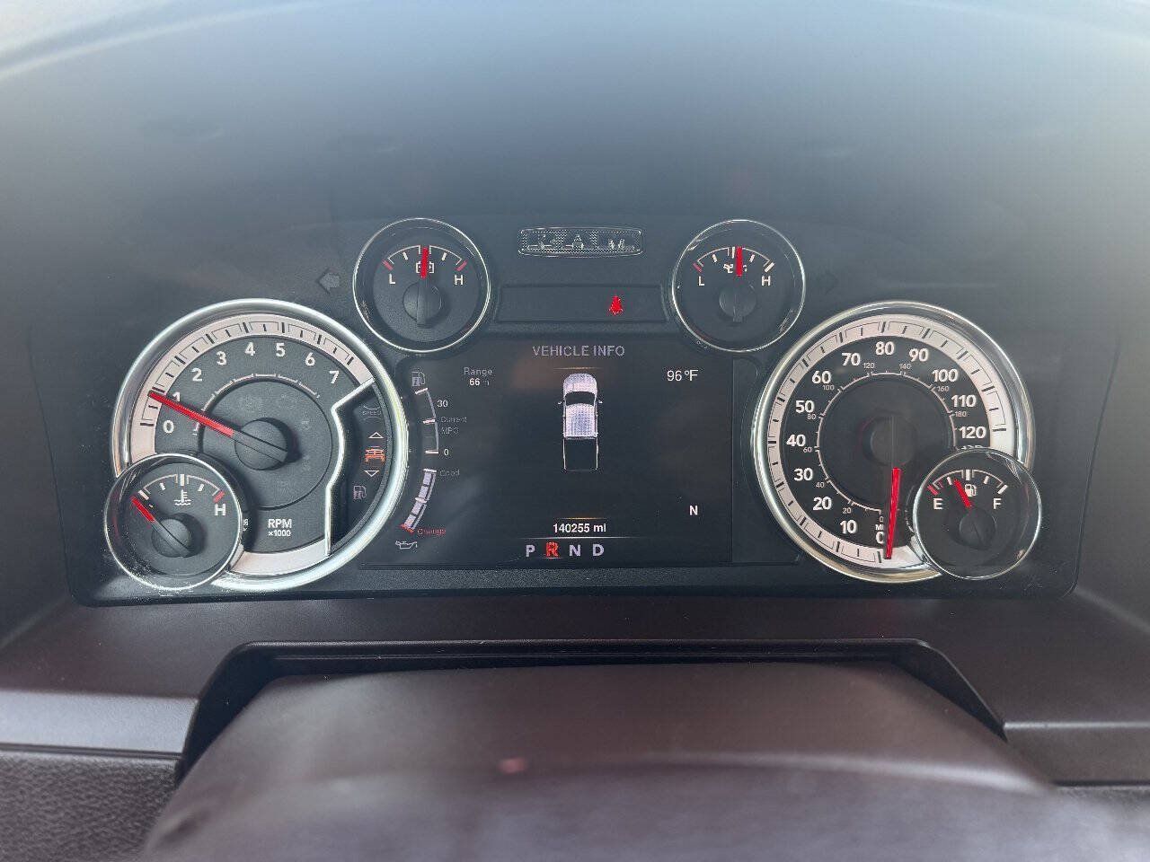 Used 2013 RAM 1500 Laramie w/ Convenience Group AWD/4WD image 15