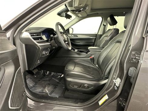 Certified 2022 Jeep Grand Cherokee Limited 4xe w/ Luxury Tech Group II image 20