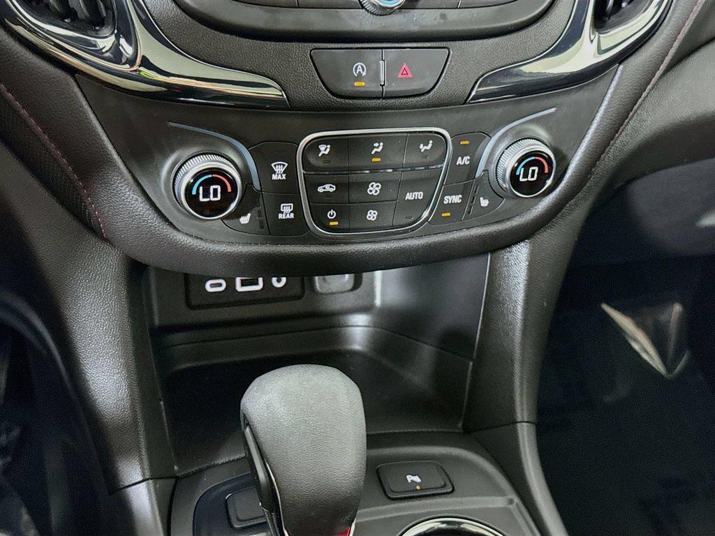 Used 2024 Chevrolet Equinox RS AWD/4WD image 8