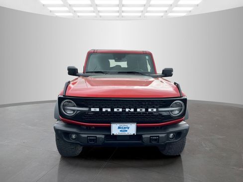 Used 2023 Ford Bronco Wildtrak image 2