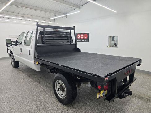 Used 2010 Ford F250 XL AWD/4WD image 5