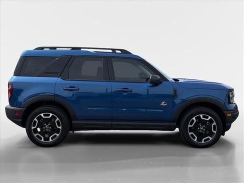 Used 2023 Ford Bronco Sport Outer Banks w/ Tech Package AWD/4WD image 6