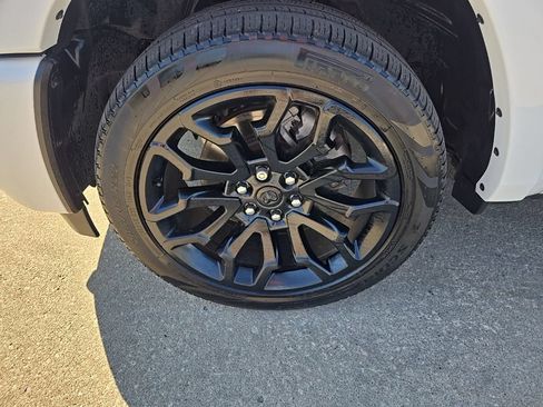 Used 2025 RAM 1500 Limited AWD/4WD image 45