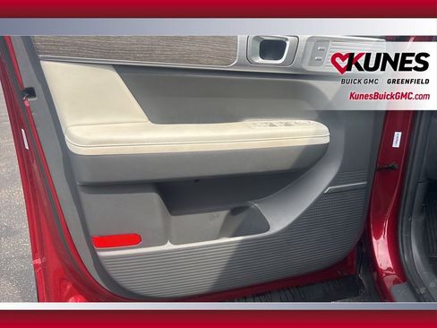 Used 2024 Hyundai Santa Fe Limited image 14