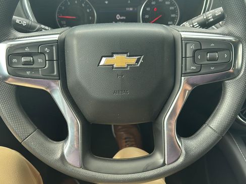 Used 2025 Chevrolet Blazer LT AWD/4WD image 13