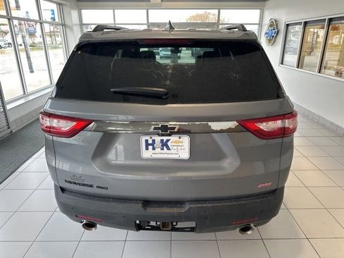 Used 2021 Chevrolet Traverse RS image 5
