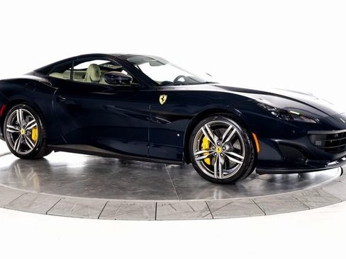 Certified 2019 Ferrari Portofino image 13