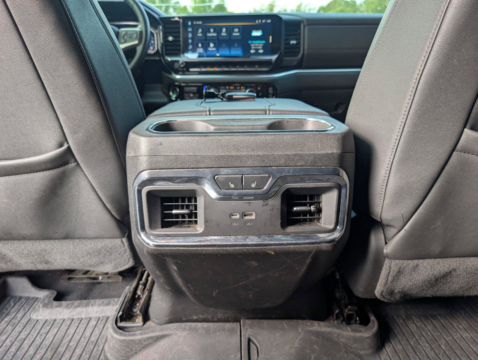 Used 2024 Chevrolet Silverado 1500 LTZ AWD/4WD image 36