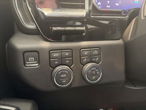 New 2026 Chevrolet Silverado 1500 High Country image 18