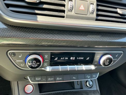 Used 2018 Audi SQ5 Prestige AWD/4WD image 22